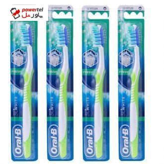 مسواک اورال-بی مدل 3D white با برس متوسط مجموعه 4 عددی