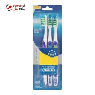 مسواک اورال-بی سری CROSSACTION مدل SUPERIOR CLEAN با برس متوسط بسته ۳ عددی مسواک اورال-بی سری CROSSACTION مدل SUPERIOR CLEAN با برس متوسط بسته ۳ عددی